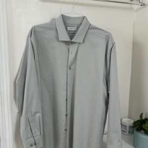 Gray Calvin Klein dress shirt 18.5 in neck - 34/35 inseam, excellent condition